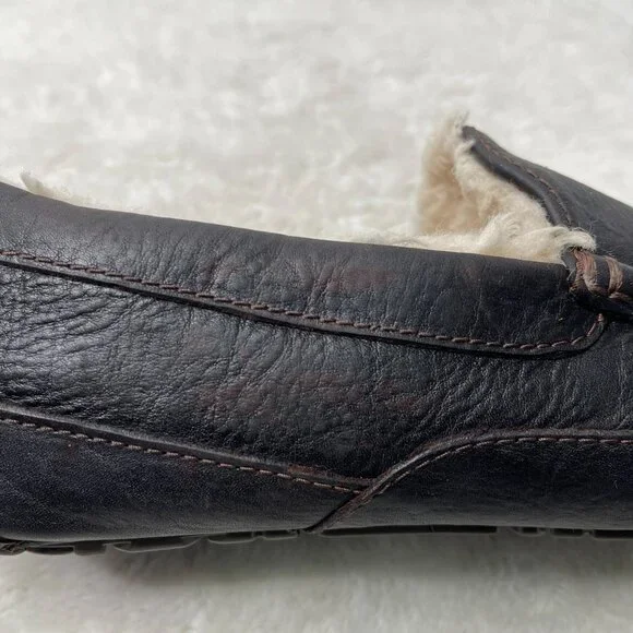 UGG #5379 Men's Black Ascot Leather Slipper Moccasins Shoes Size 12 - Picture 11 of 12